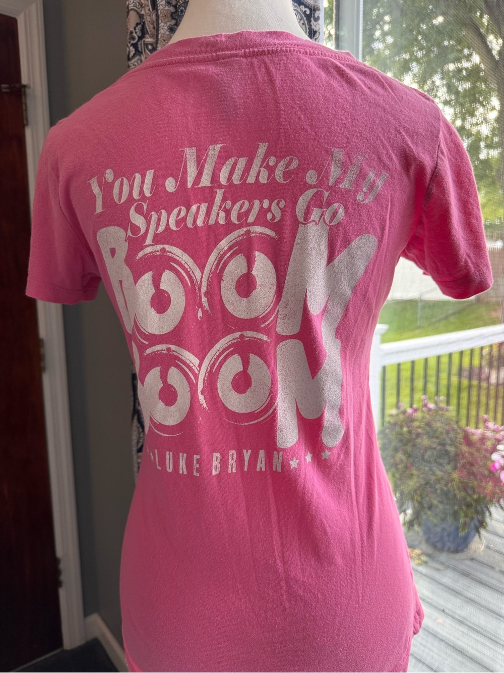 LUKE BRYAN Pink Graphic V-Neck